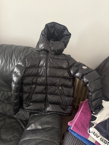 Moncler boys puffer - moncler, age