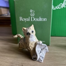 Royal Doulton Cat with