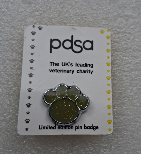 Vintage green paw - vintage, pdsa