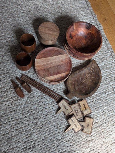 Bamboo assortment dinner - bamboo, of