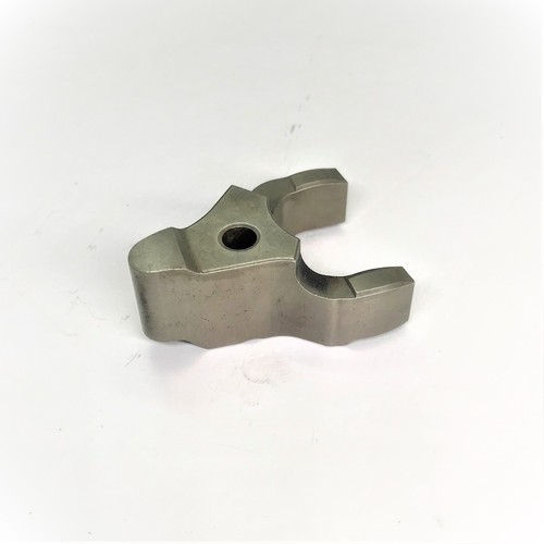 Fuel injector holder for - fuel,
