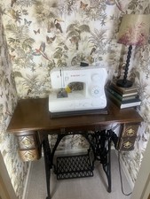 Singer sewing machine with