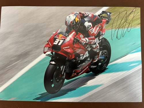 Pedro acosta hand signed - signed, 12x8