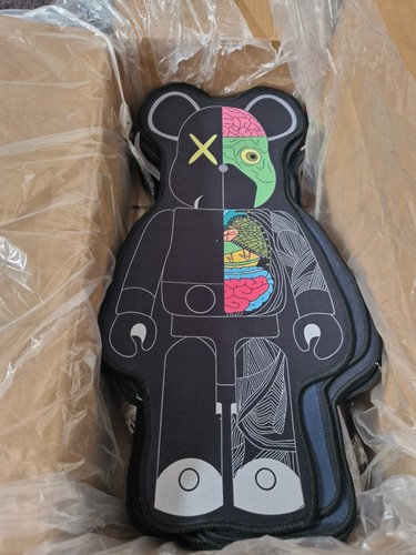 New bear brick kaws - new, stylish