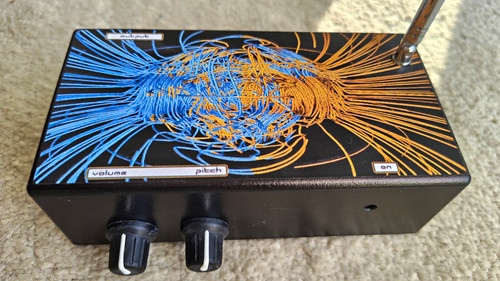 Compact mini theremin - compact,