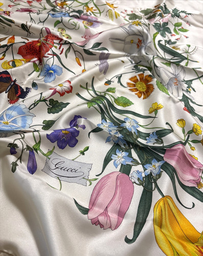 Gucci silk scarf - gucci, flora