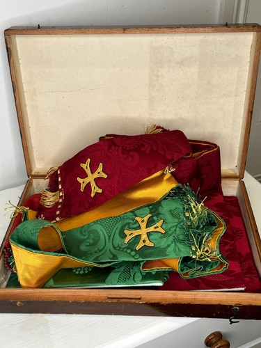 Vintage vestment set - x, 2