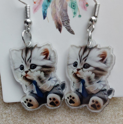 Gorgeous resin kitten - resin,