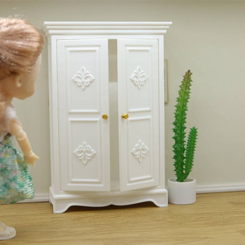 Scale wardrobe detailed - scale,