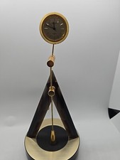 Rare MCM Seiko QUF103G Kinetic Swinging Magnetic Double Pendulum Desk Clock BIN