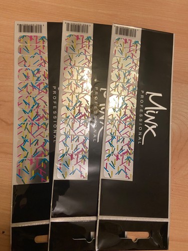 Minx nails