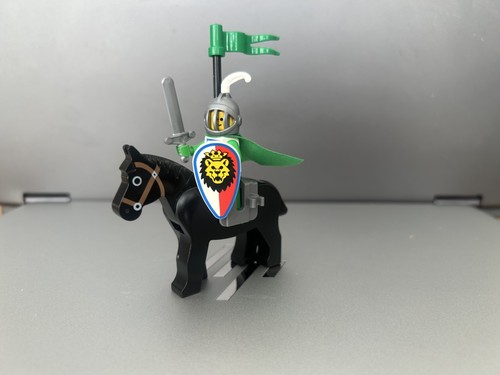 Lego castle minifigure - minifigure, lion