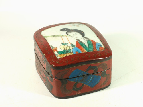 Vintage chinese wooden lacquer - chinese,