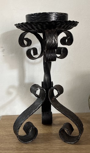 Gothic style black - black, pillar