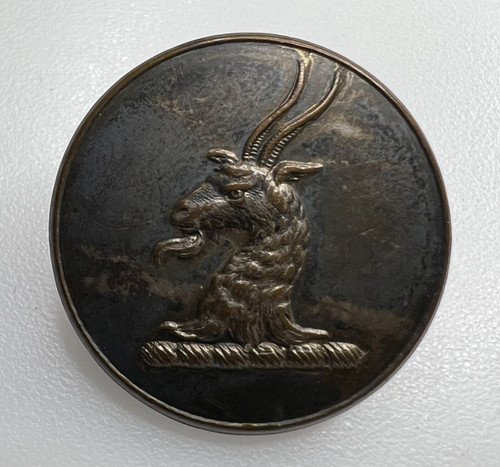 Antique livery button - button, stylised