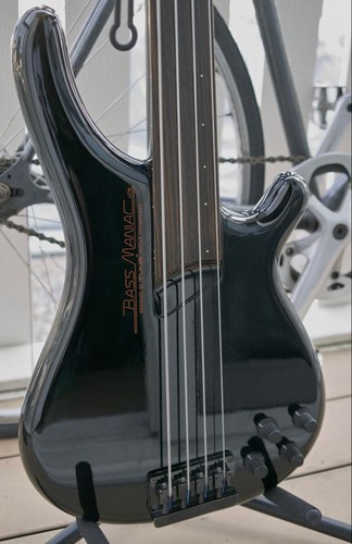 Bass maniac tune 04 - bass,