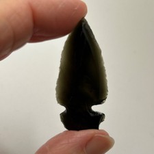 Black Obsidian Rough Cut Arrow