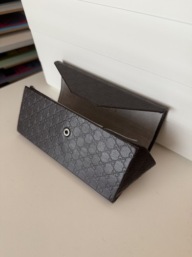 Gucci tri fold - tri, case