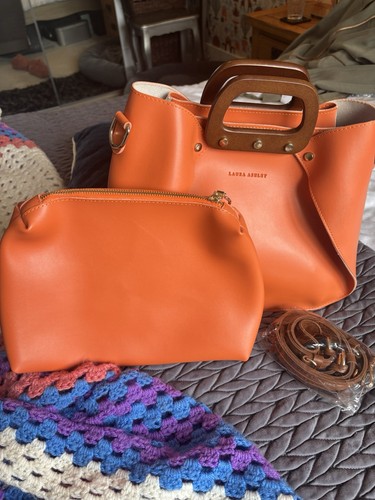 Handbag with internal pouch - handbag,