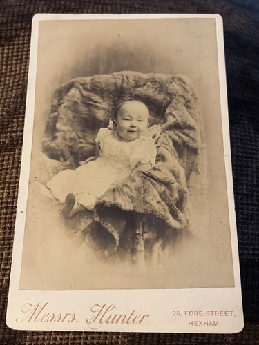 Victorian cabinet card photo - card,