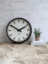 Vintage Large Pragotron