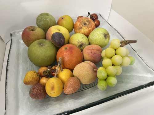 Italian alabaster stone fruit