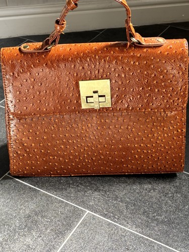 Tan faux leather ostrich - faux,
