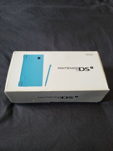Nintendo dsi light blue - nintendo,