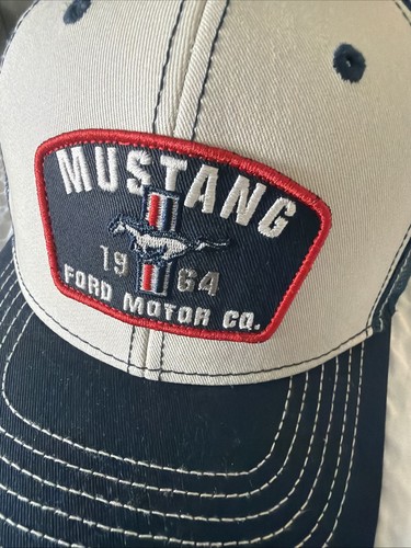 Ford mustang snap back - ford,