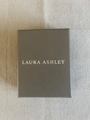 Laura ashley sterling - laura,