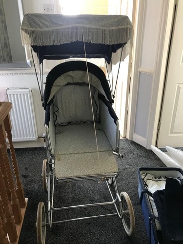 Vintage pram pre - vintage,