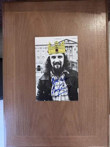 Billy connolly signed - billy,