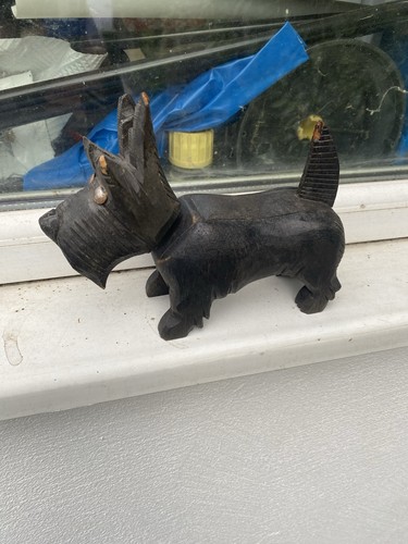 Vintage hand carved - vintage, hand-carved
