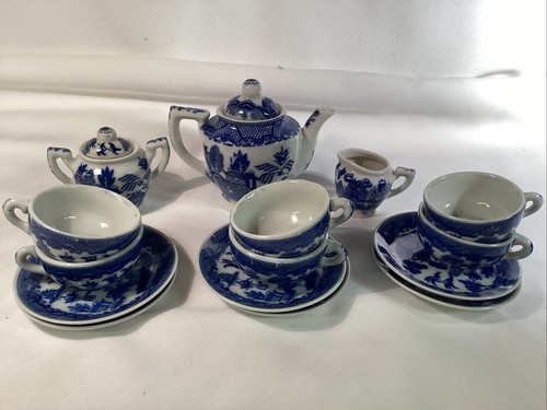 Childs blue willow tea set - childs,