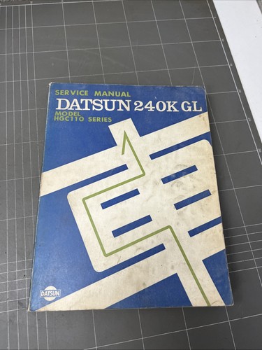 Vintage car manual - car, datsun
