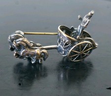 Vintage chariot horse - , brooch