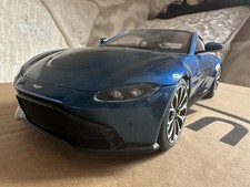 Autoart 1/18 Scale Diecast