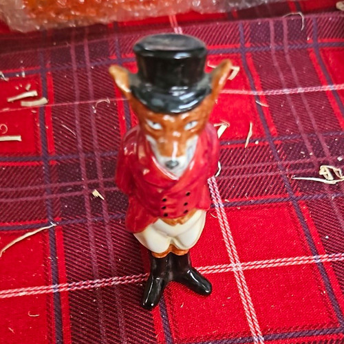 Royal doulton fox porcelain - royal,