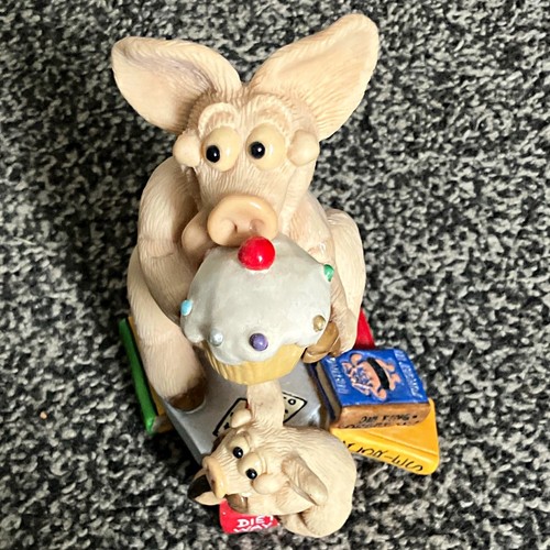 Dieting forget resin pig - forget,