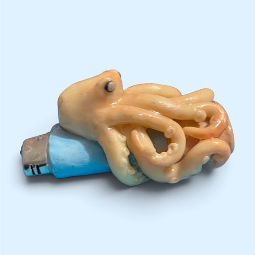 Glow the dark octopus - dark,