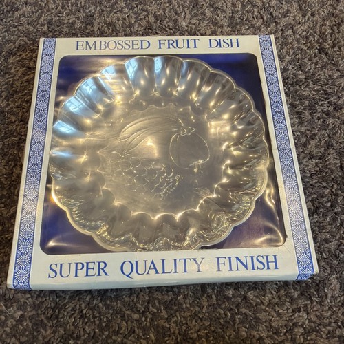 514 embossed fruit - no, dish
