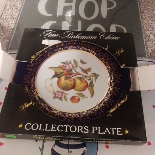Fine bohemian china apple - bohemian, 10"