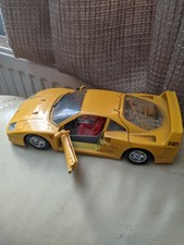 Burgo Yellow Ferrari F40 1/18