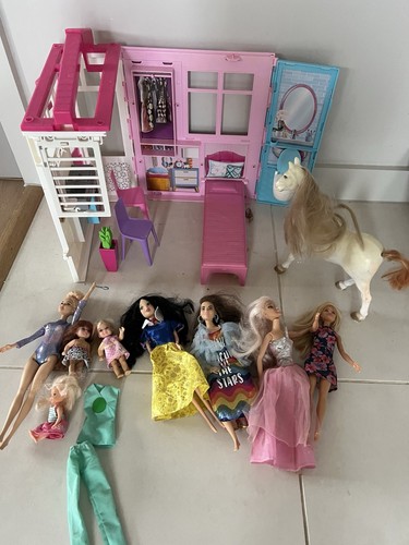 Barbie dollhouse with dolls - barbie,