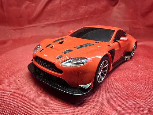 Scalextric red aston - aston, martin