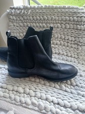 F&F BLACK CHELSEA PULL ON