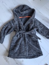 boys dressing gown 7yrs