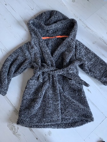 Boys dressing gown 7yrs - dressing,