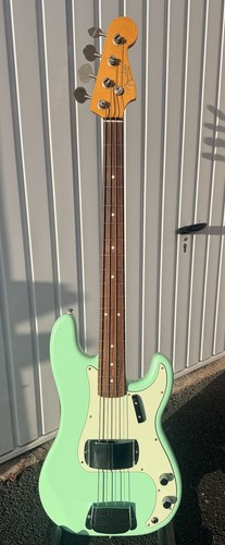 Very rare fender japan - very,