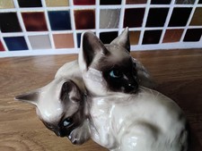 Beswick Pair Of Siamese Cats /
